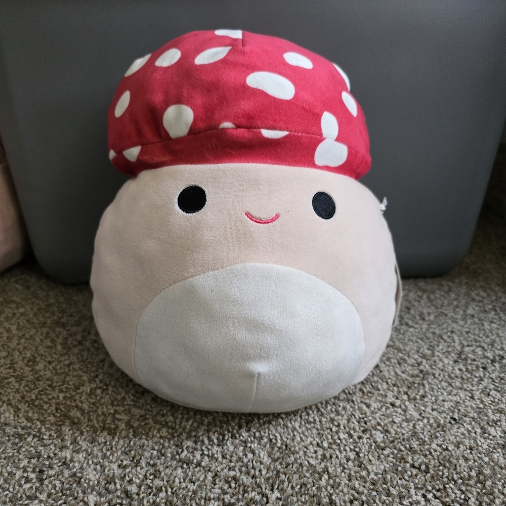 Mushroom SQUISHMALLOW